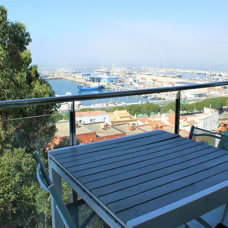 Con Vistas Al Mar Y Al Puerto De Av-07